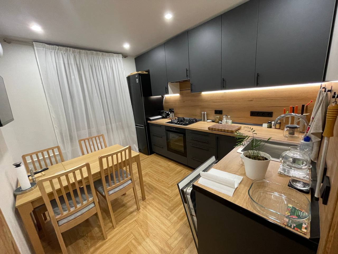 Ламинат Alpine Floor Herringbone 12 Дуб Пьемонт LF105-06 венгерская елка 600×100×12